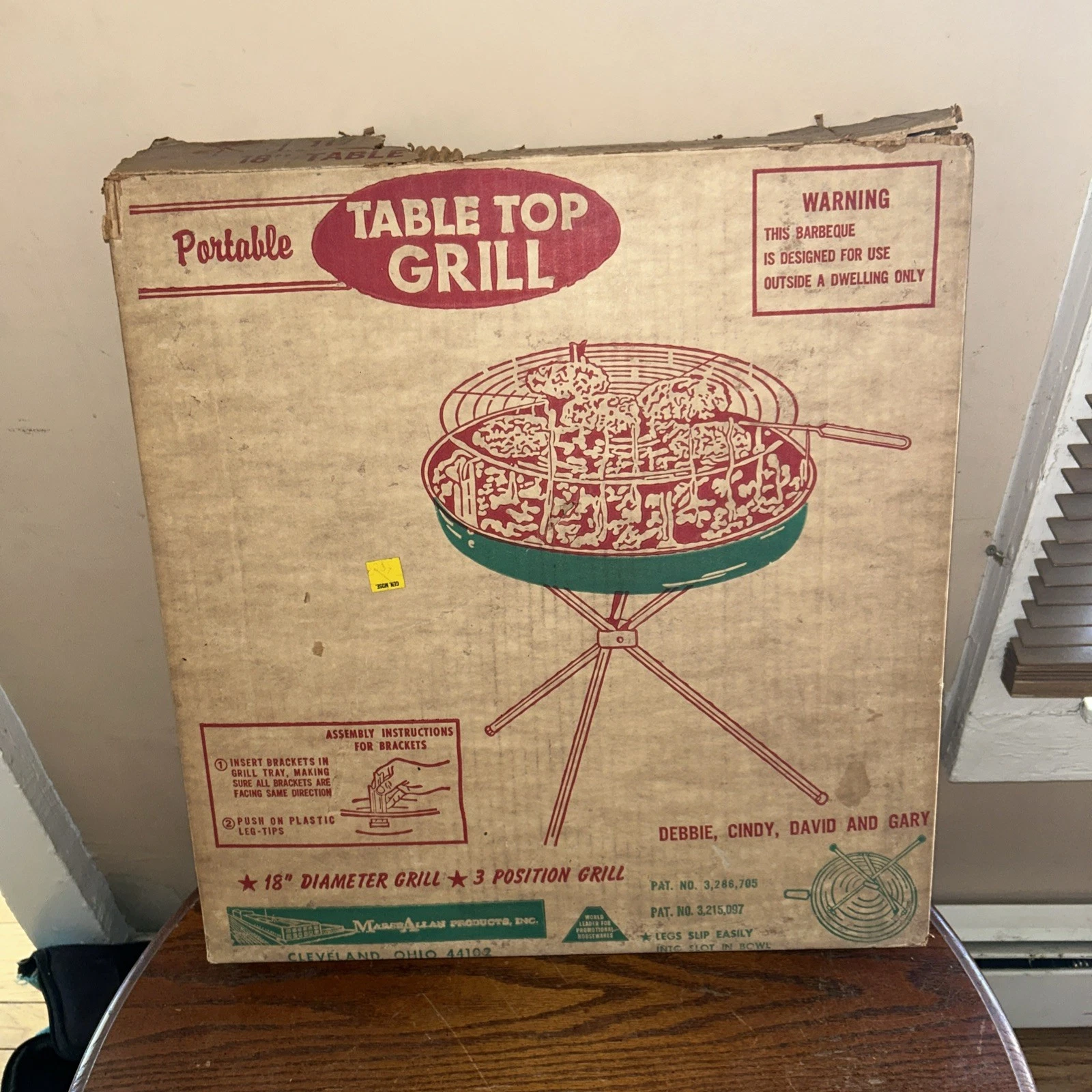 Vintage MarshAllan Products Portable Table Top Grill Retro Green New Open Box
Opens in a new window