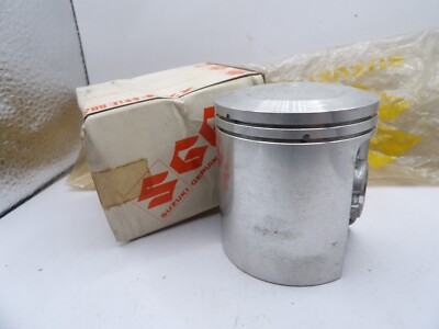 NOS Suzuki RM125 RM 125 1977-1980 Genuine Standard Bore Piston 12110-41310