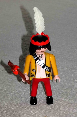 Figurine Playmobil Indienne, Bijoux à Plumes, Tomahawk, Geobra 1996, Env. 10 Cm