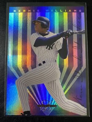 1995 Leaf Limited Prism Foil #83 Bernie Williams New York Yankees Baseball Card