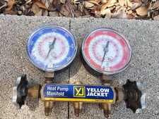 Yellow Jacket 42054 Heat Pump Manifold 2 Valves 2 Gauges No Hoses - Works Great