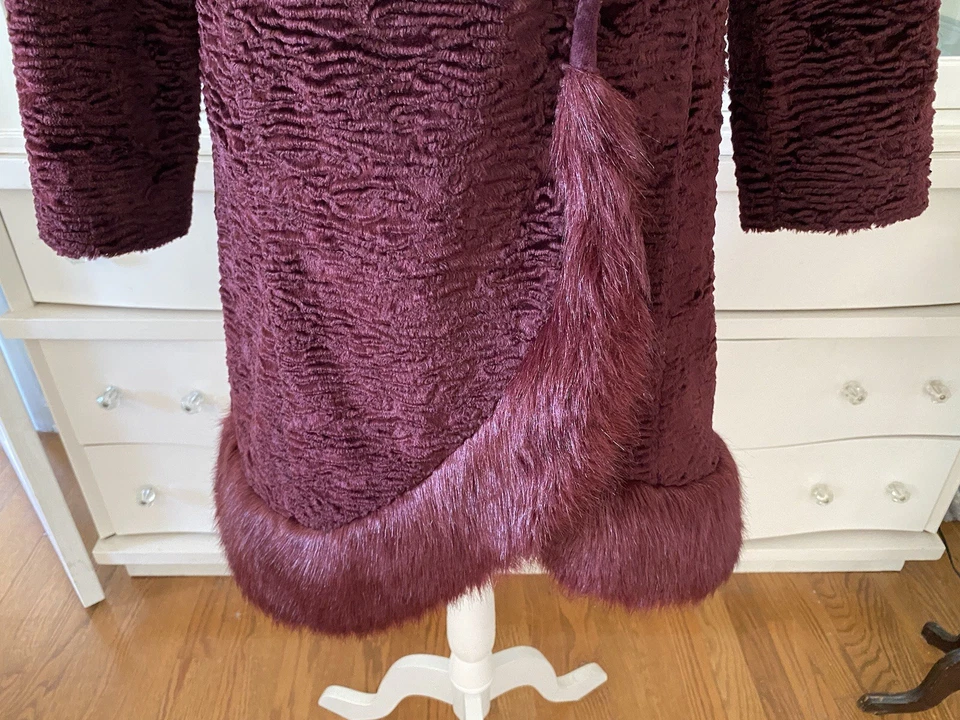 Abrigo Largo Terry Lewis Clásico Lujos Piel Sintética XS Rock Glam Borgoña Foto 3 de 4