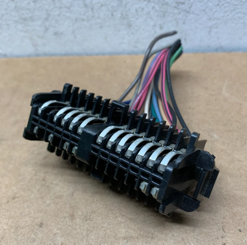 1992 1993 1994 Chevy GMC C1500 Truck Tahoe Yukon Gauge Cluster Connector Pigtail - Image 3 of 4