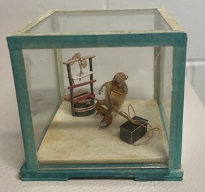 Extremely Rare Chinese Cicada "Hairy Monkey" Maohou  Diorama Playing Music
