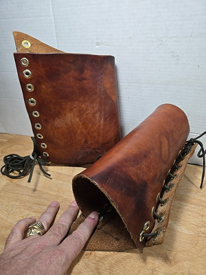 Pair of LEATHER PLAIN BROWN Lace up GAUNTLETS
