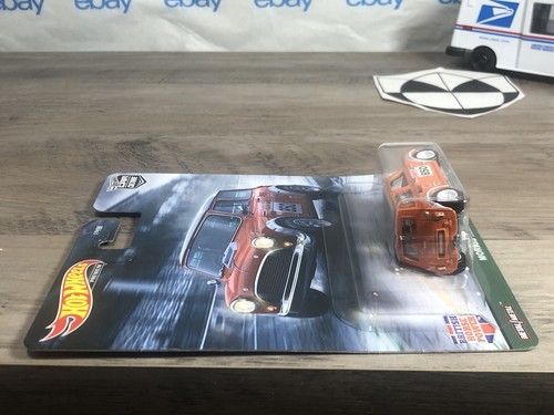 Morris Mini Cooper - British Horsepower - Hot Wheels Premium Car Culture (2021) - Foto 7 di 10