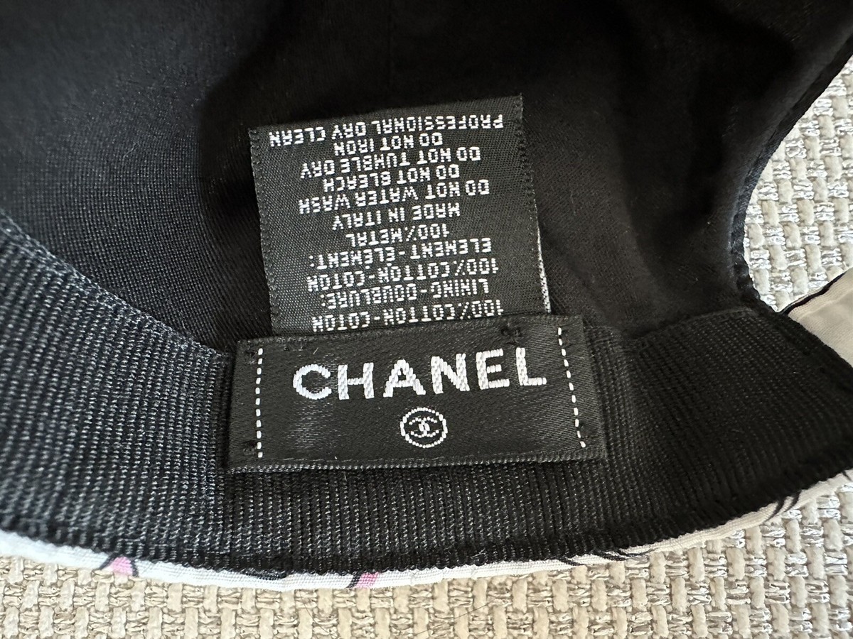 NEW 100%AUTHENTIC Chanel 23P White/Black/Pink Logo Cotton