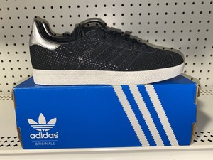 adidas gazelle size 6.5