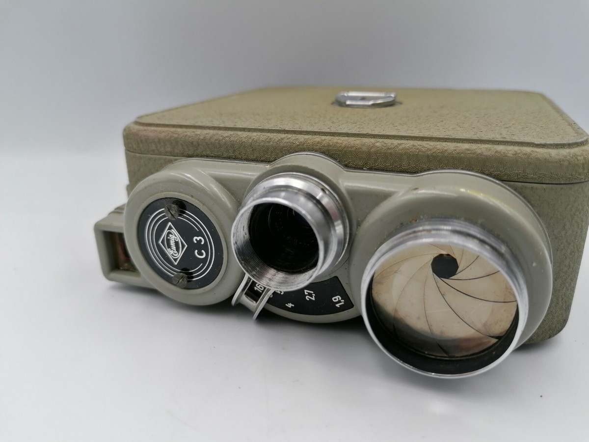 EUMIG C3R オーストリア製 8mm映画カメラ 三連ターレット式レンズ EUMIG C3R オーストリア製 8mm映画カメラ 三連ターレット式レンズ