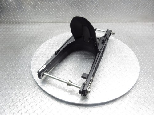2023 22-23 Husqvarna Svartpilen 401 Rear Swing Arm Swingarm Huggert