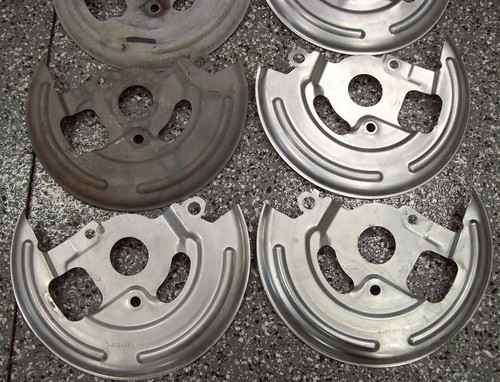 1967 1968 1969 Camaro Firebird Front Disc Brake Shields 5463496 5463497 One Pair - Picture 2 of 5