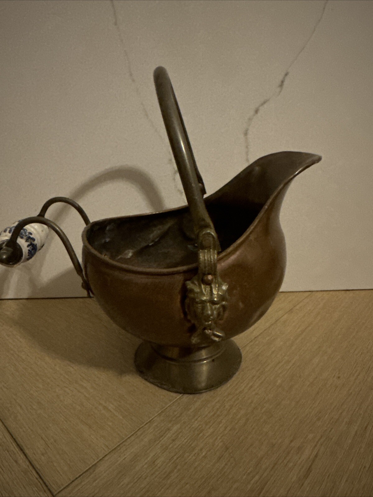 Picture 2 of 7