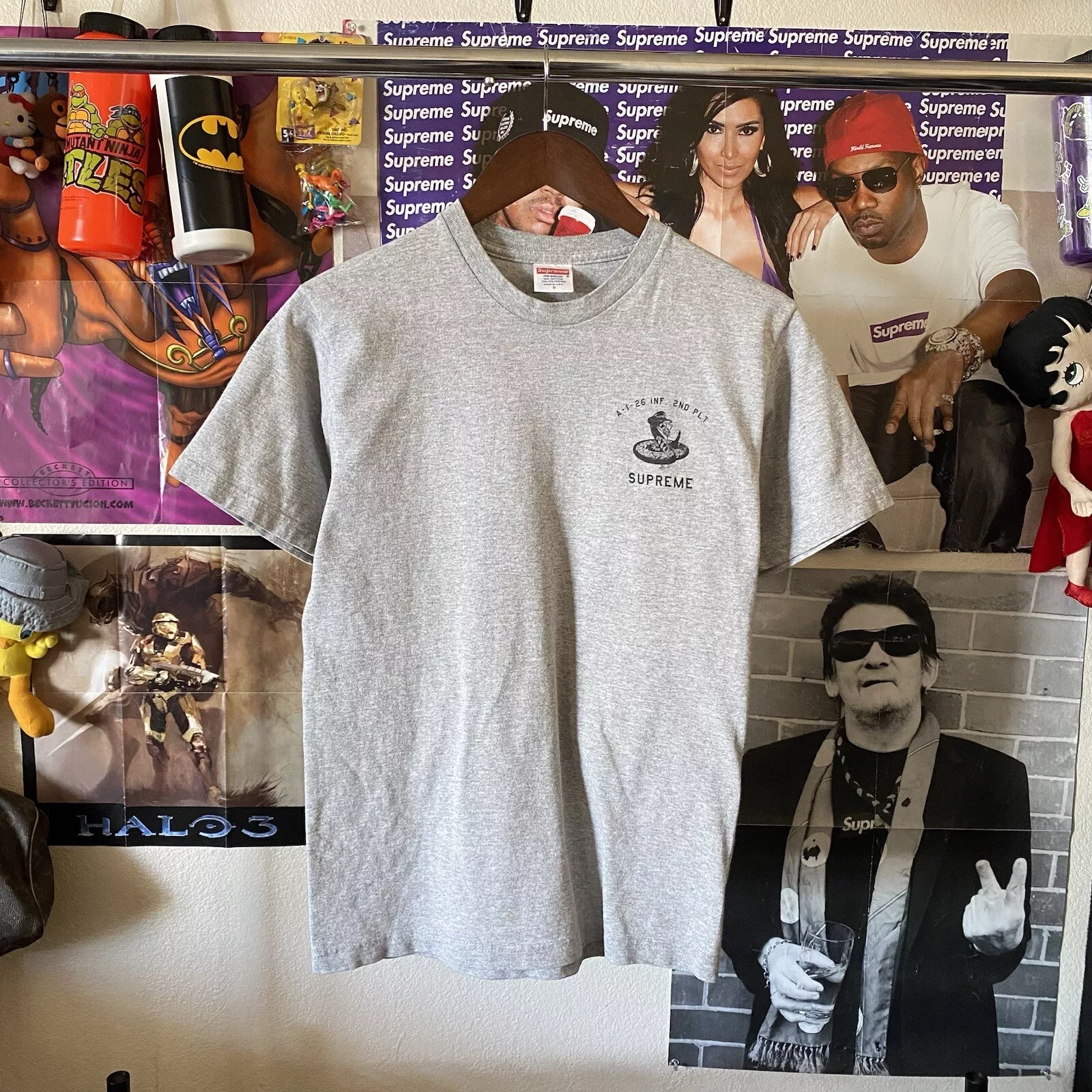 T shirt Vintage Supreme Survival 2007