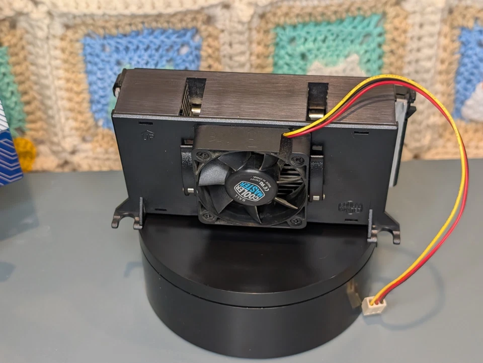 Слот AMD Athlon A 1 ГГц, A1000MMR24B Thunderbird, самый быстрый. Протестирован! - Изображение 2 из 4