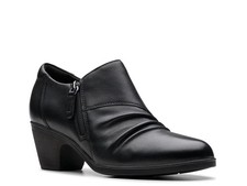 Woman's Boots Clarks Emily Braley Bootie