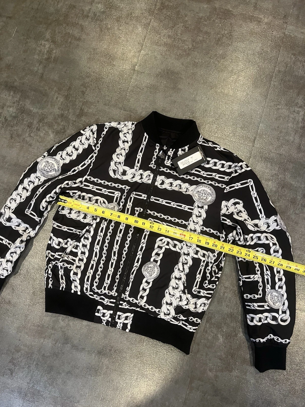 $2050 Men's Versace medusa chains reversible bomber jacket size 52 Fits L - product detail image 13