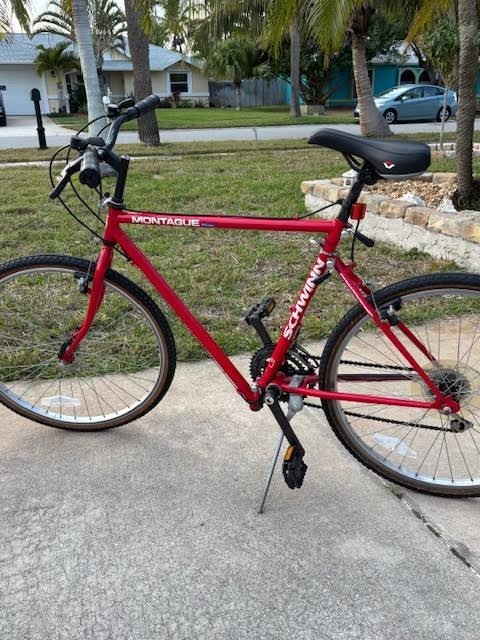 Montague Bi-Frame Folding Mountain Bike – 26” wheels – 20” Frame