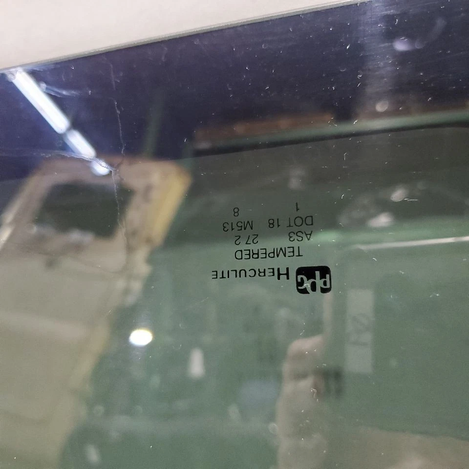 2005 2006 2007 年悍马 H2 原始设备制造商右后四分之一玻璃  — 第 3/4 张图片