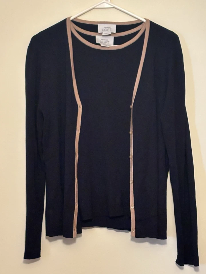 Conjunto de suéter y camiseta sin mangas cárdigan Ann Taylor LOFT 2 piezas 100 % seda talla L azul marino Foto 2 de 4