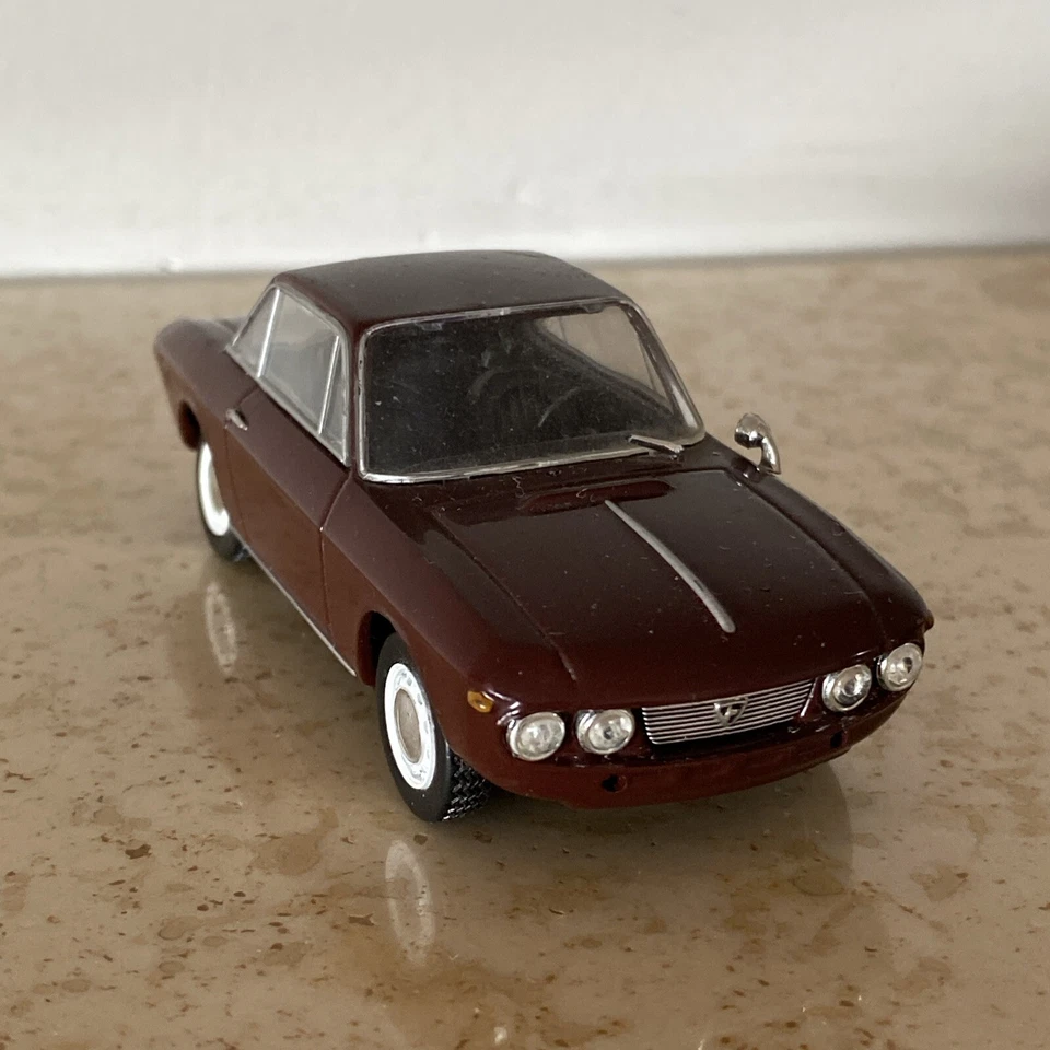 Lancia Fulvia Coupe' Marrone del 1965 - 1/43 - Immagine 2 di 4