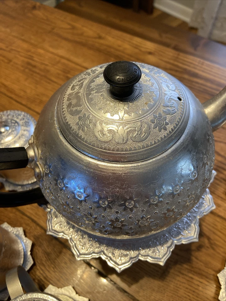 Vintage Style Thai Pattern Diamond Brand Embossed Tea Pot Alumium 6 Cups See Pho - Image 3 of 4