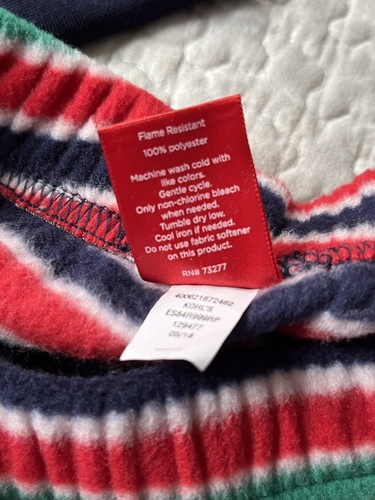 This Family ❤️ Christmas Pajamas Size boys 6 Jammies For Your Families orig $32 - Picture 7 of 7