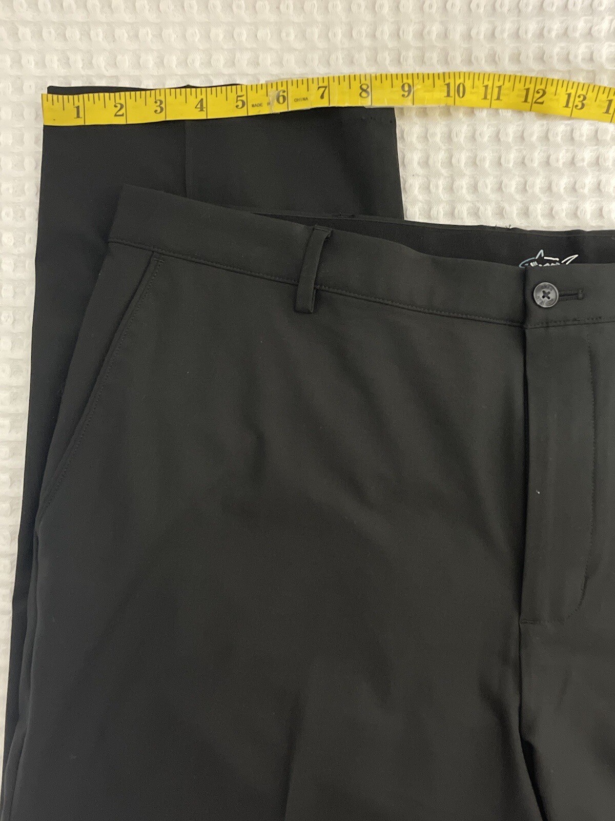 Greg Norman Mens Golf Dress Pants 40x34 Black Casual Comfort Flat Front
