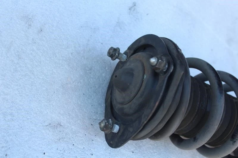 1999 LEXUS SC400 FRONT STRUT SPRING - Image 2 of 4