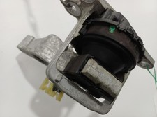 Support moteur Renault R9