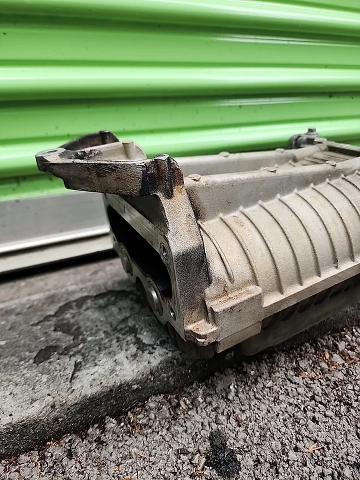 03-09 捷豹 XK8 XKR X100 前发动机电机增压器 超级充电器 Oem — 第 3/4 张图片