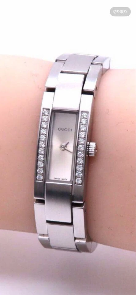 Reloj de cuarzo para mujer Gucci Watches 4600L con bisel de diamantes Foto 2 de 4
