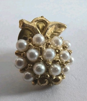Vintage Pin 2in1 Anhänger Brosche Apfeldesing Perlen Faux Signiert BALLOU REG'D 