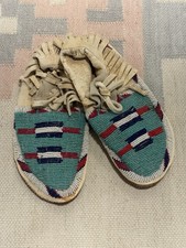 Vintage Native American Handmade Beaded Leather Moccasins Fringe Soft Sole