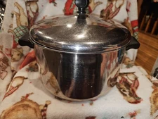 Farberware, 4QT Stock Pot 18/10 Stainless steel w/ Lid