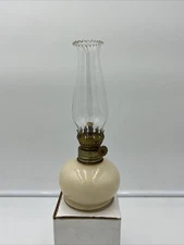 Vintage Lamplight Farms Ivory Colored Glass Oil Lamp Made in Italy 8 Inch