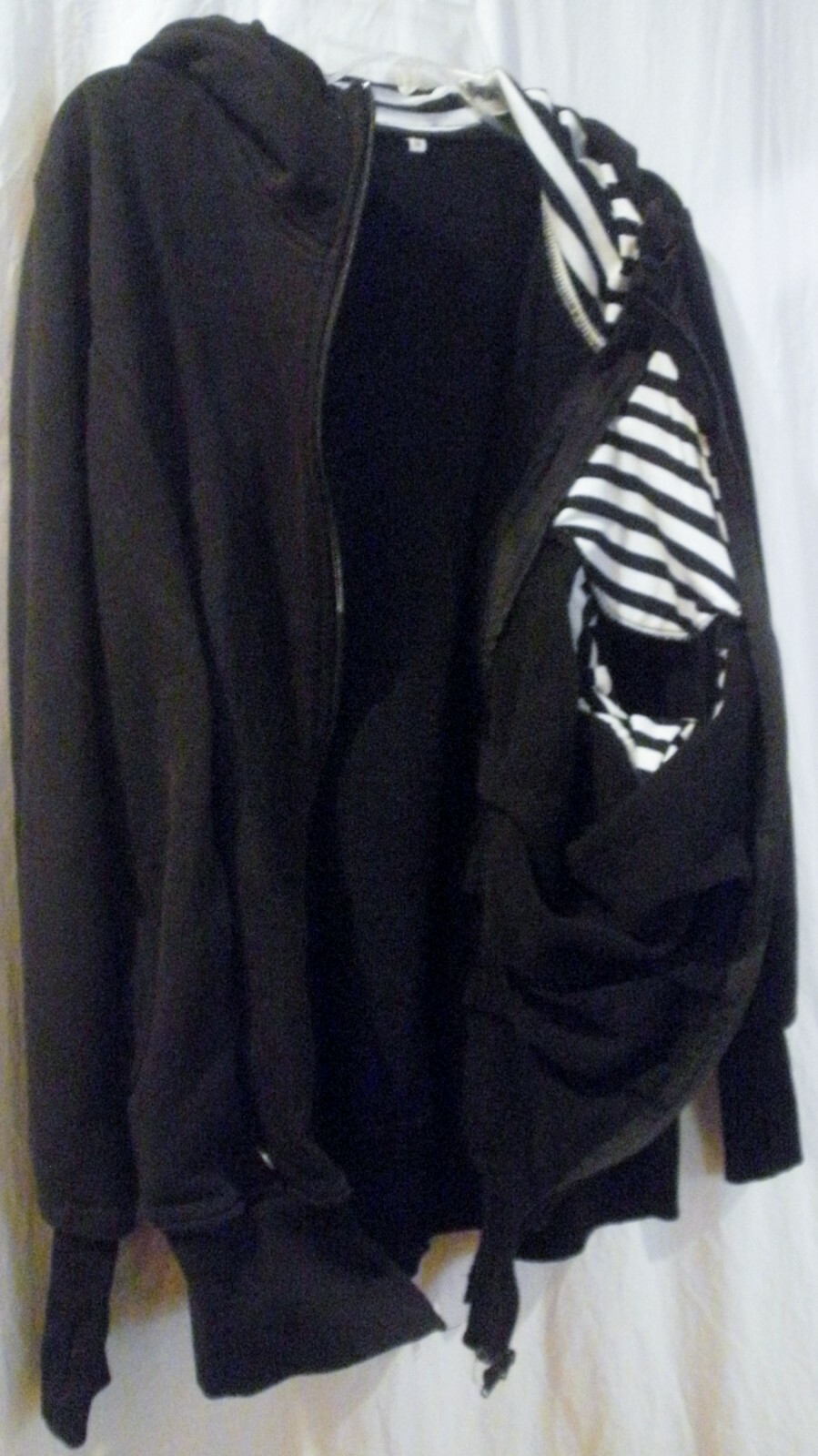 Picture 2 of 9