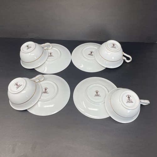 4 Royal Crown Derby Portman Oak A1174 Gold Acorns Cups and Saucers - Picture 18 of 21