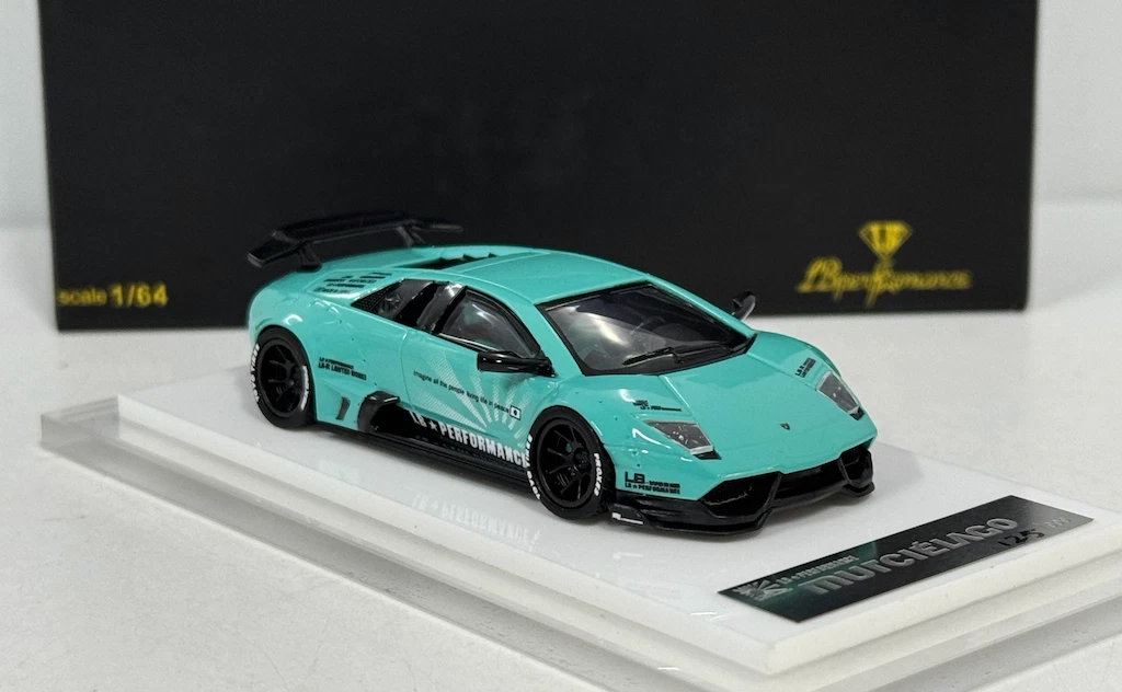 ミニカー 1/64 LIBERTY WALK Murcielago LP670 1/64 LB WORKS Lamborghini Murciélago LP 670 RHD Liberty Walk