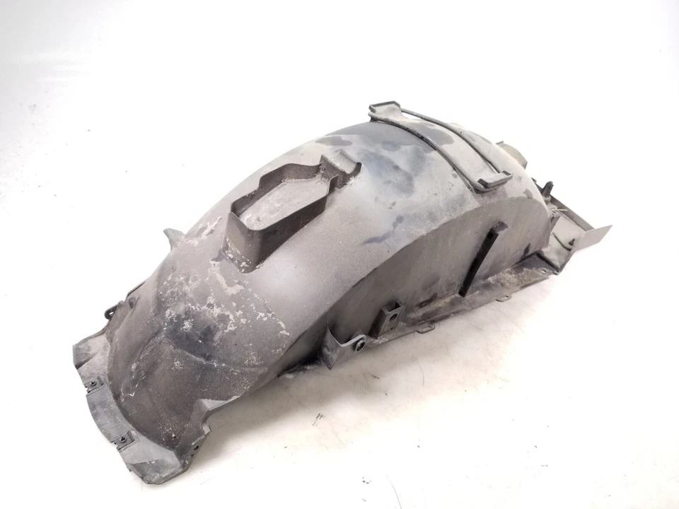 Panel de cubierta interior del guardabarros trasero Honda CTX700 N 2014 Foto 2 de 4