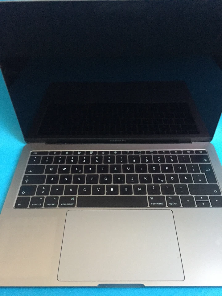 Apple MacBook Pro 2017 Retina 13,3“ - TOUCHBAR - 3,1 GHz - 500GB SSD -8GB -A1709 - Bild 2 von 4
