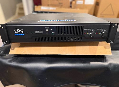 QSC RMX 850 2-Channel Rack Mount Power Amplifier 270W XLR/1/4 Speakon