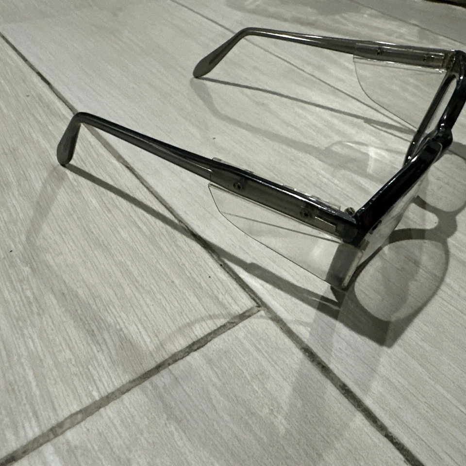 Gafas de seguridad vintage Bausch Lomb estilo con montura de cuerno con protectores laterales 52 z87 Foto 4 de 4