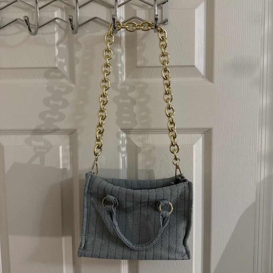 Bolso de mano/hombro Zara con detalles dorados Foto 4 de 4
