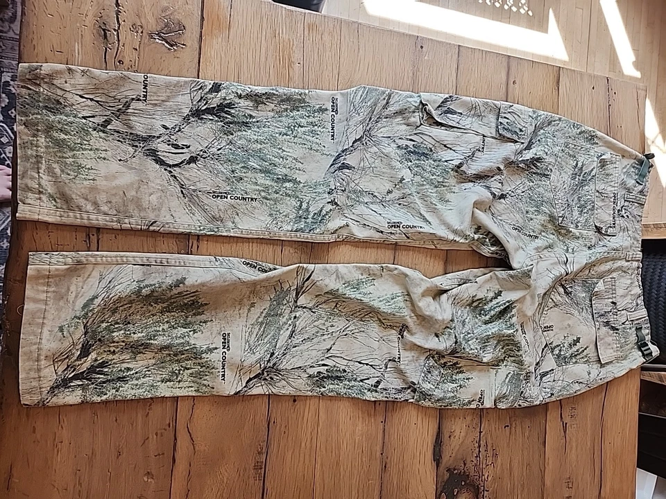 Cabela's Seclusion 3D Open Country Camo Cargo Pants Men's 32x32 Adjustable  - Image 4 of 4