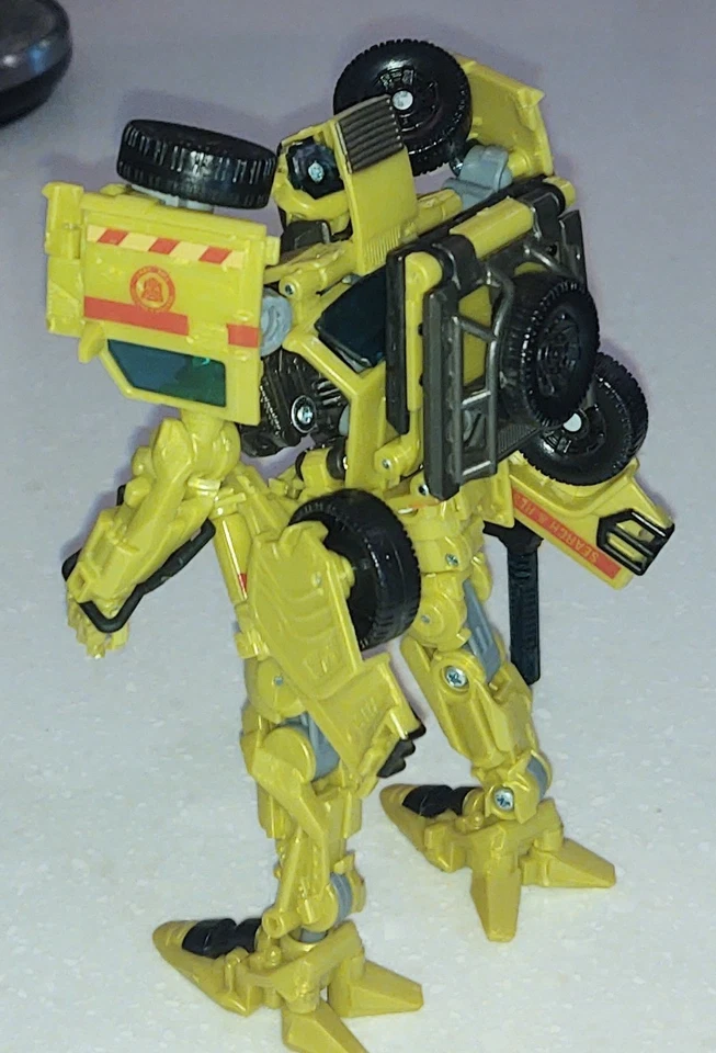 Transformers Revenge of The Fallen Ratchet complete deluxe rotf N.e.s.t. - Image 3 of 4