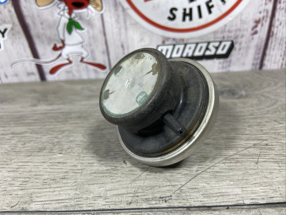 CONTROLE REGULADOR DE VÁCUO VÁLVULA EGR CHEVY GEO TRACKER 91-95 NO.18112-60B00 - Imagem 2 de 4