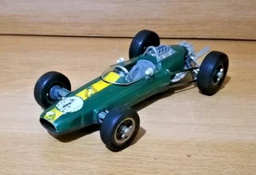 Schuco 1071 Lotus Formula 1 Tinplate Clockwork Car 1/16 scale 20cm green #1