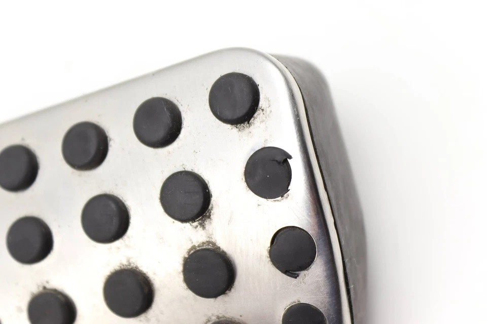 Mercedes-Benz AMG GT C 2018-2019 - Pastilla/tapa de pedal de freno 1702900182 Foto 2 de 4