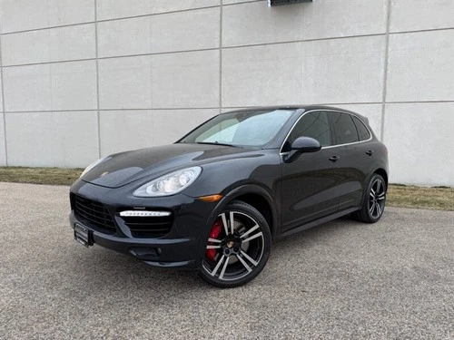 2014 Cayenne Turbo S Image 1 of 4