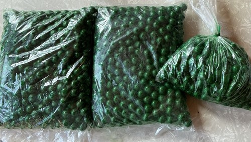 Paintballs And 12 Co2 Cartridges